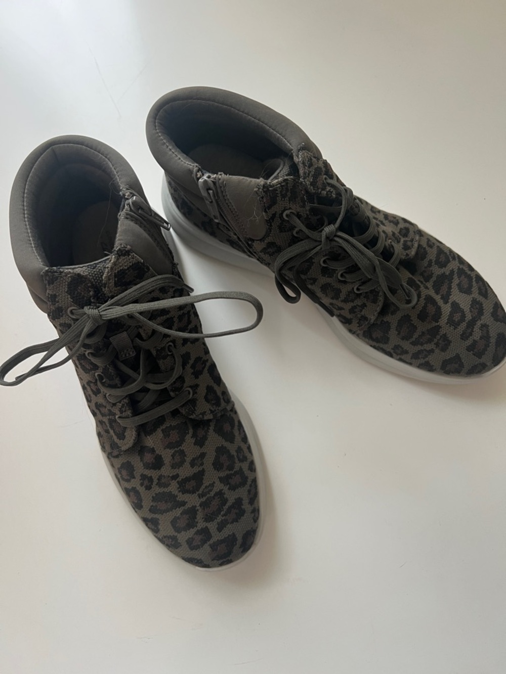 Clark’s cloudsteppers 9.5